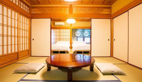 Deluxe Family Suite