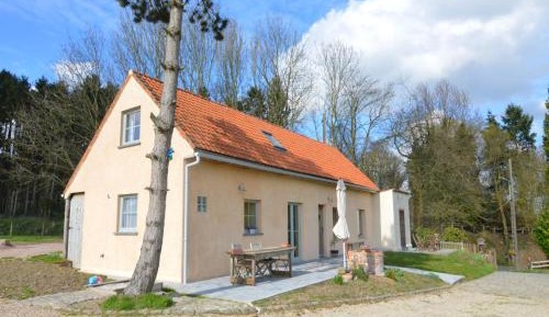 Three-Bedroom Holiday Home 