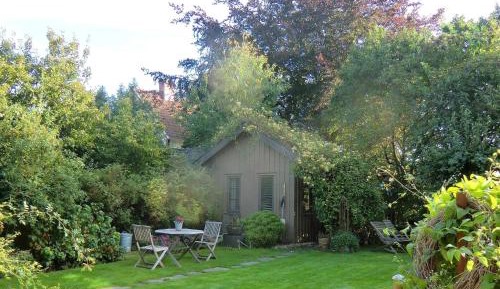 One-Bedroom Holiday Home