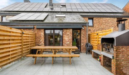 Three-Bedroom Holiday Home 