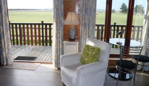 One-Bedroom Holiday Home