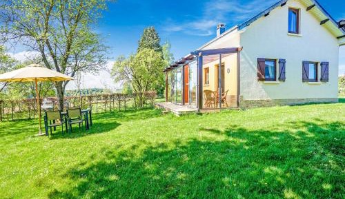 Two-Bedroom Holiday Home