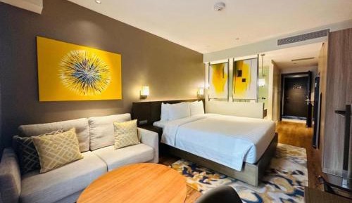 Room #1452623702