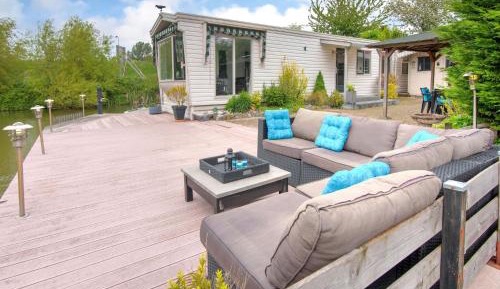Two-Bedroom Holiday Home