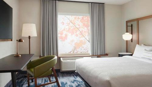 Standard King Room