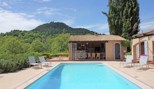 Four-Bedroom Vacation Home