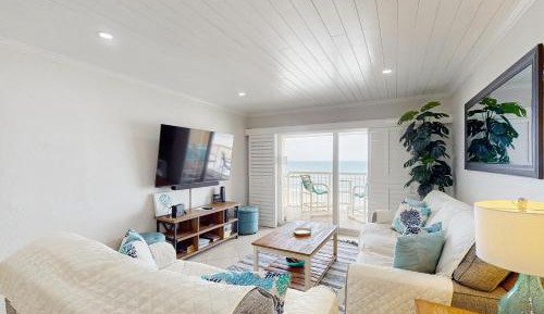 Two Bedroom Apartment 