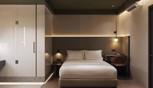 Deluxe Queen Room