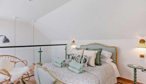 One-Bedroom House