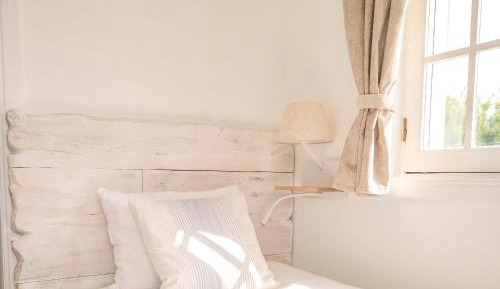 Twin Room with Shared Bathroom