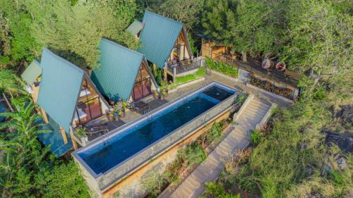 Triple Room with Lake View