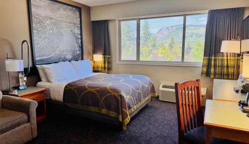 Queen Room - Mobility Access