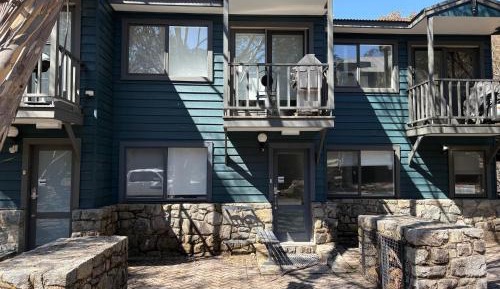 Apartment - Split Level