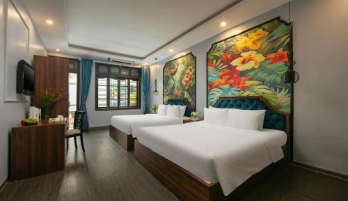 Triple Room with City View