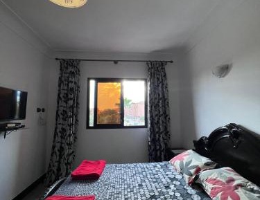 Deluxe Two-Bedroom Apartment with Garden View