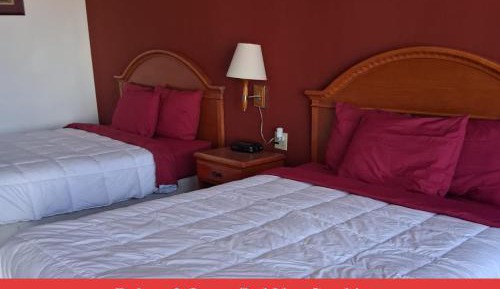 Deluxe Queen Room with Two Queen Beds