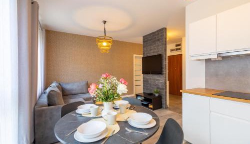 One-Bedroom Family Apartment