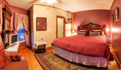 Standard King Room