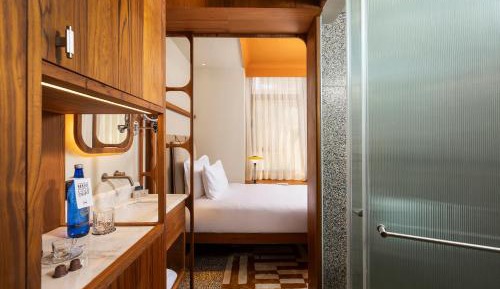 Solo Single Room