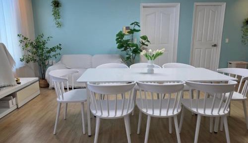 Three-Bedroom Superior Apartment