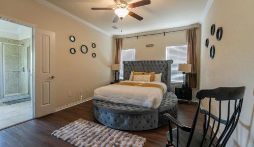 Standard Family Room