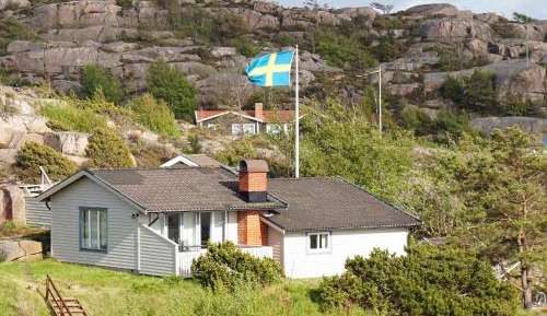 Three-Bedroom Holiday Home 