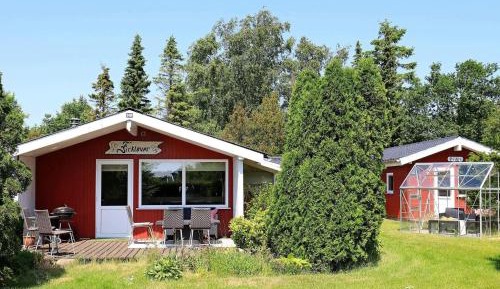 Two-Bedroom Holiday Home