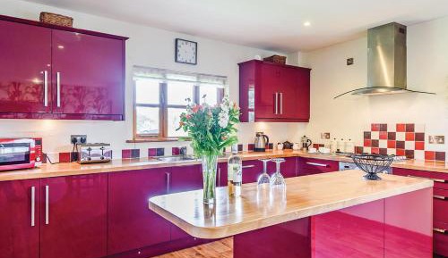 Holiday Home 2