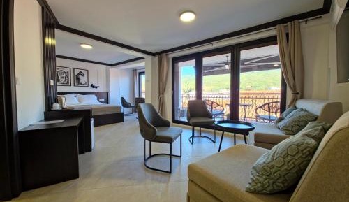 Superior King Room