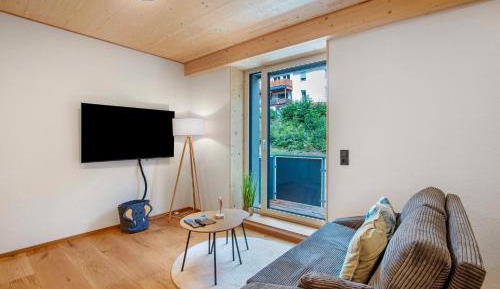 Superior One-Bedroom Apartment with Balcony