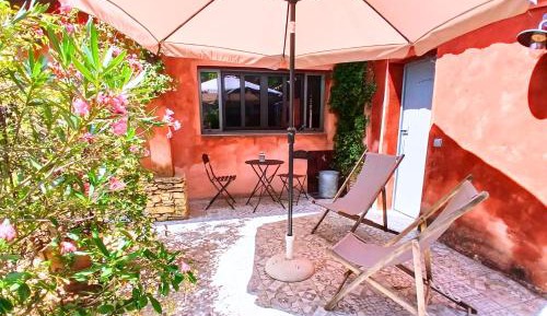 Studio with Sofa Bed