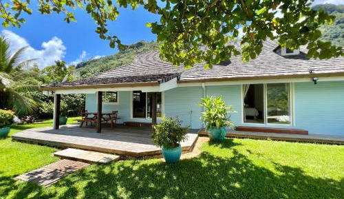 Villa - Beach Front