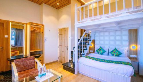 Superior Honeymoon Suite With Valley View