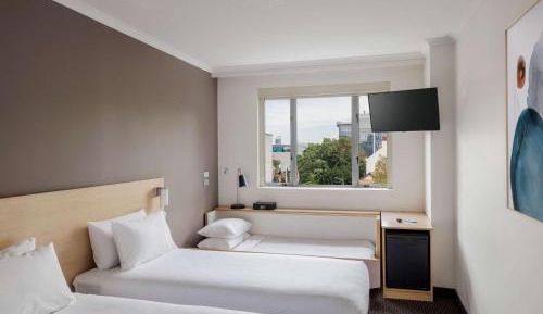 Standard Room with Two Single Beds