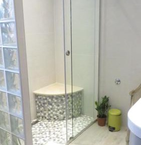 Comfort Double Room with Private Bathroom