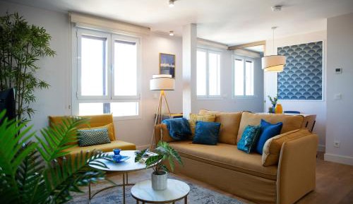 Deluxe Apartment