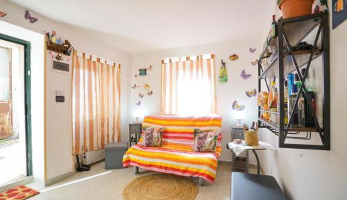 One-Bedroom Holiday Home