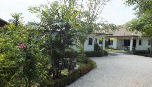 One-Bedroom Villa