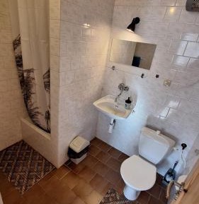 Double or Twin Room with Private Bathroom