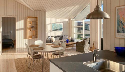 Three-Bedroom Holiday Home 