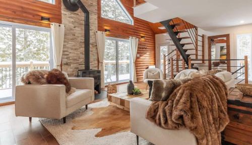 Four-Bedroom Holiday Home