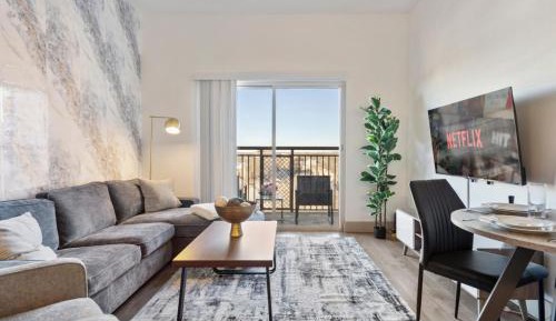Apartment with View and Balcony