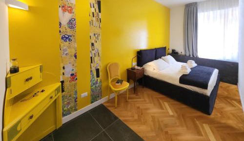 Double or Twin Room with City View