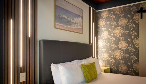 Family Apartment with Heated Plunge Pool