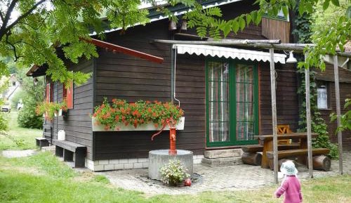 One-Bedroom Holiday Home