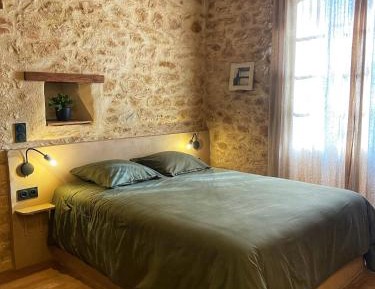 Queen Room with Garden View