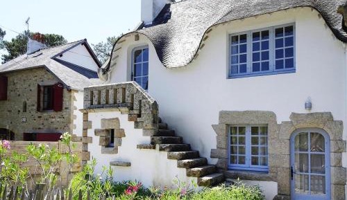 Three-Bedroom Holiday Home 