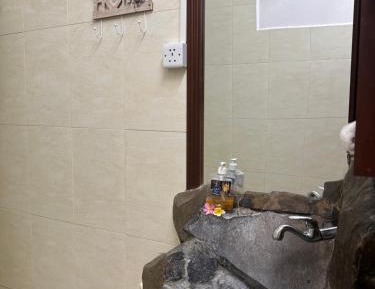 Apartment 5