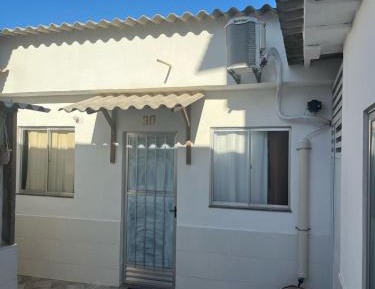 One-Bedroom Loft Apartment with One Queen Bed