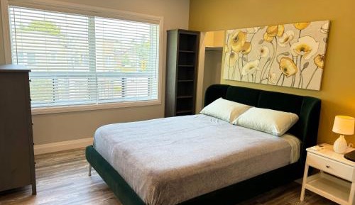 Studio Apartment with Queen Bed